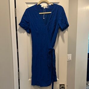 Diane Von Furstenberg Royal Blue Mini Wrap Dress in great condition